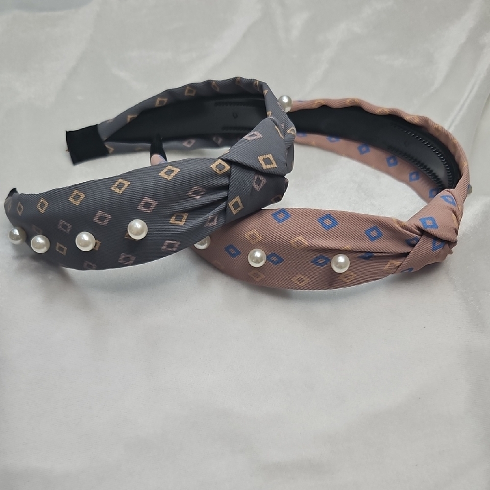 Women's Set of 2 Twill Fabric Pearl Beaded Knotted Fashion Headbands NWOT